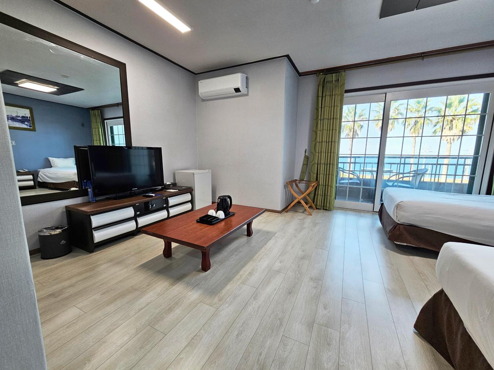 Sea Cliff Hotel Jeju Dış mekan fotoğraf